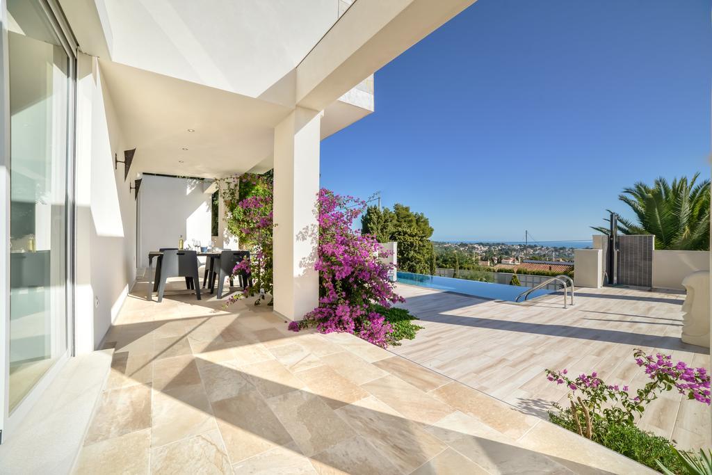 Villa Royale Private Pool Top Of The Hill Superb Views 칼페 외부 사진